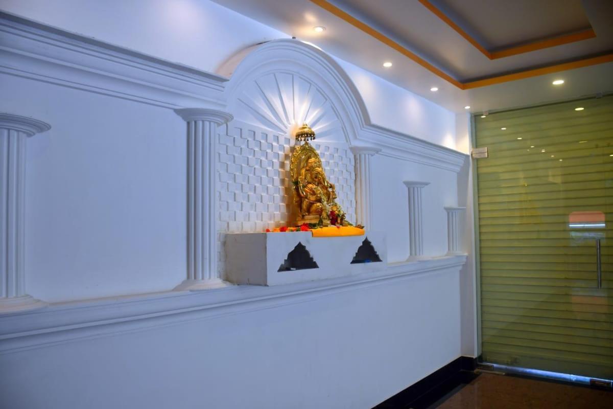 Prince Palace Hotel Jhargram ภายนอก รูปภาพ